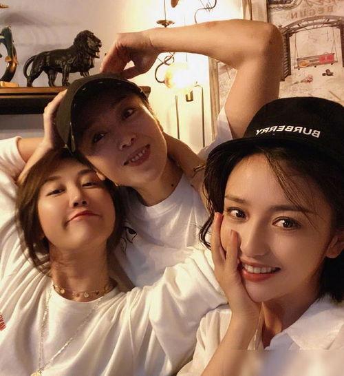 狗仔爆料新九儿视频在线观看,新九儿神秘视频首度曝光，在线观看揭秘幕后真相  第3张